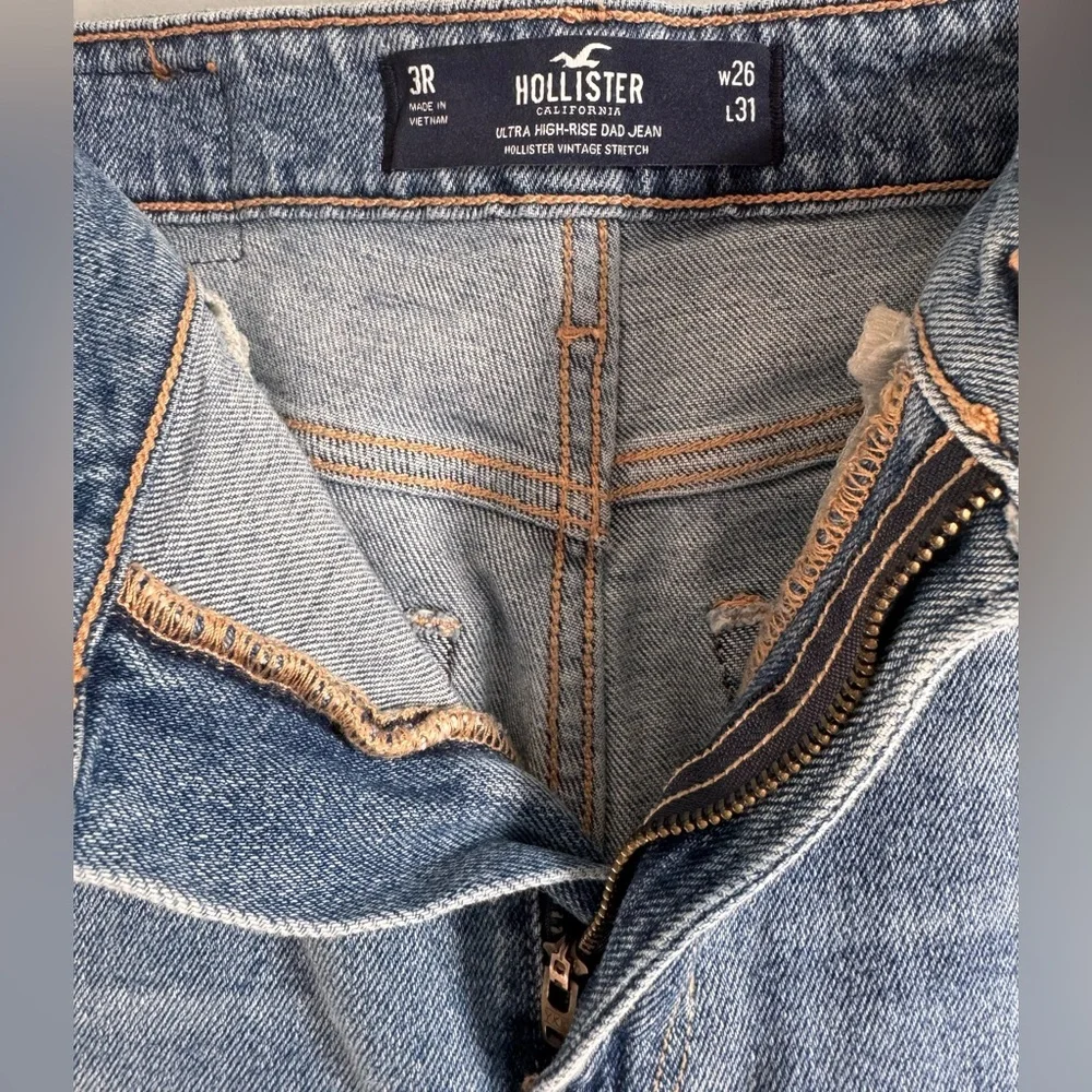 Hollister ultra high