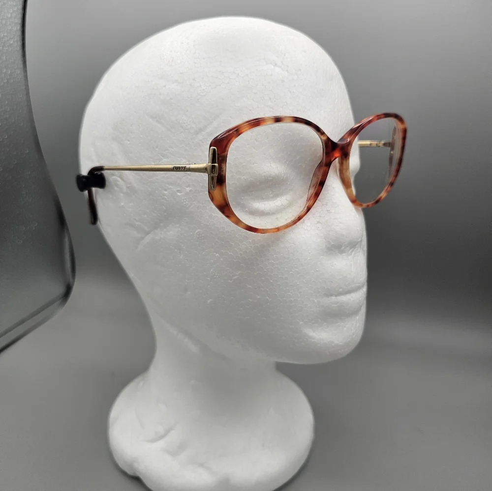 Gucci eye frames