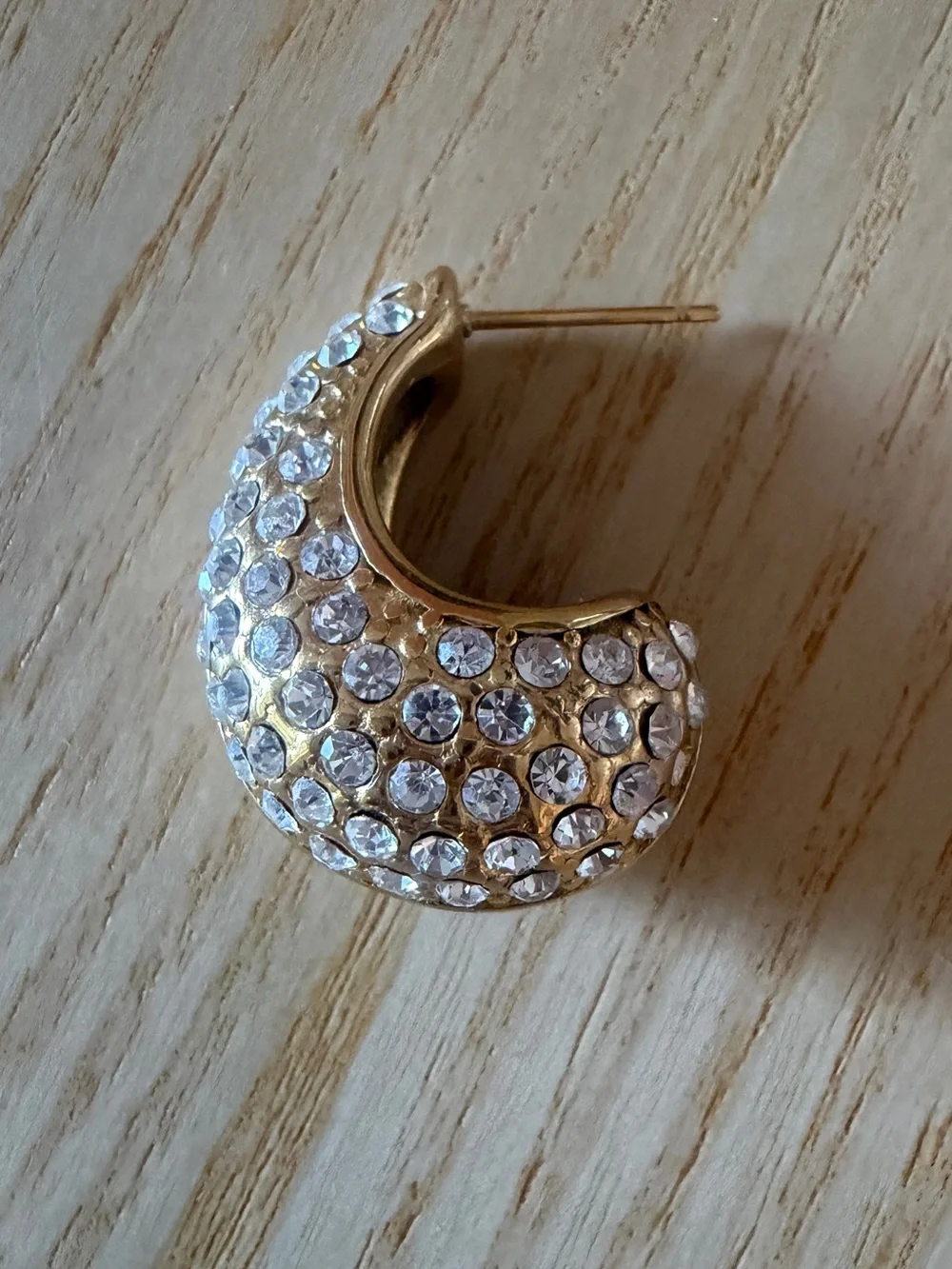 N/A elegant gold