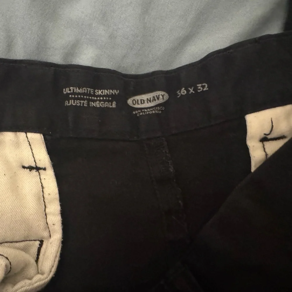Men’s Old Navy Black Khakis. Zip Up. Pockets. 36 x 32