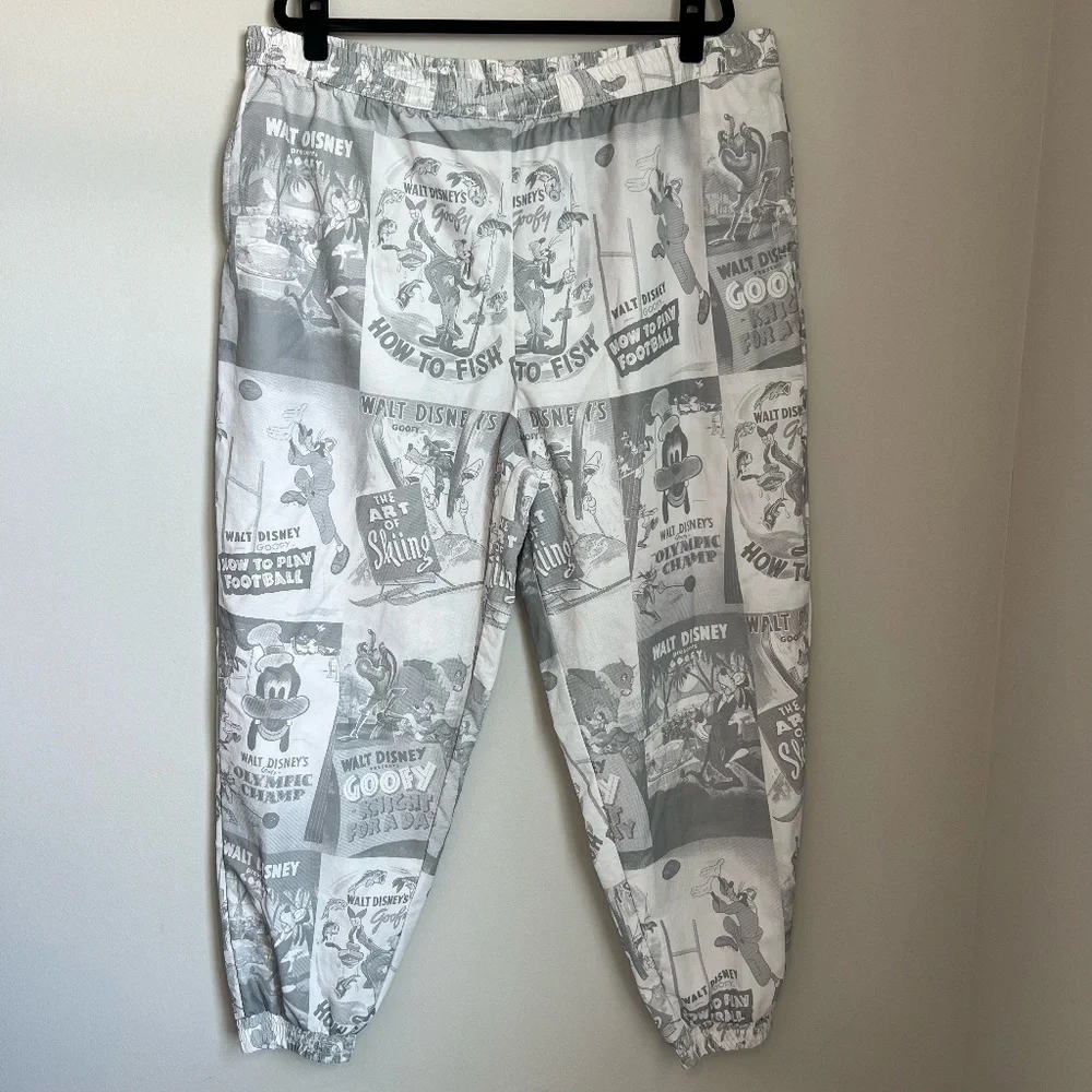 Disney Mickey Mouse Track Pants Gray White 2022 Exclusive Goofy Lined Pocket XXL