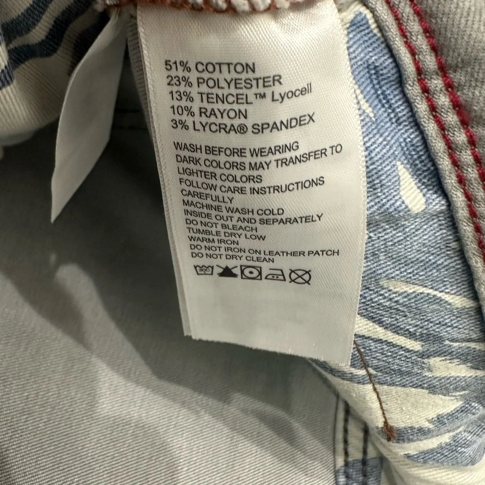 Tommy Bahama tommy bahama