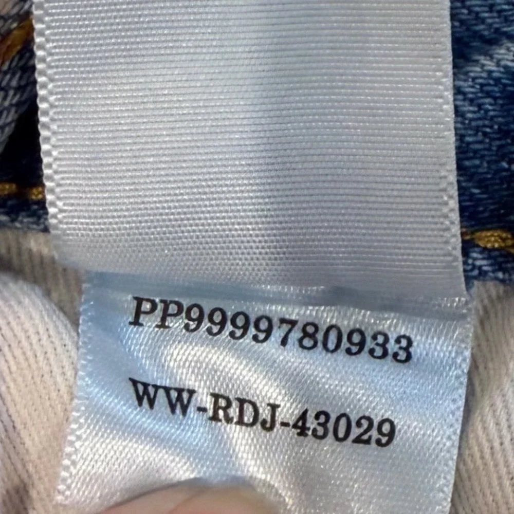 Everlane 90s cheeky
