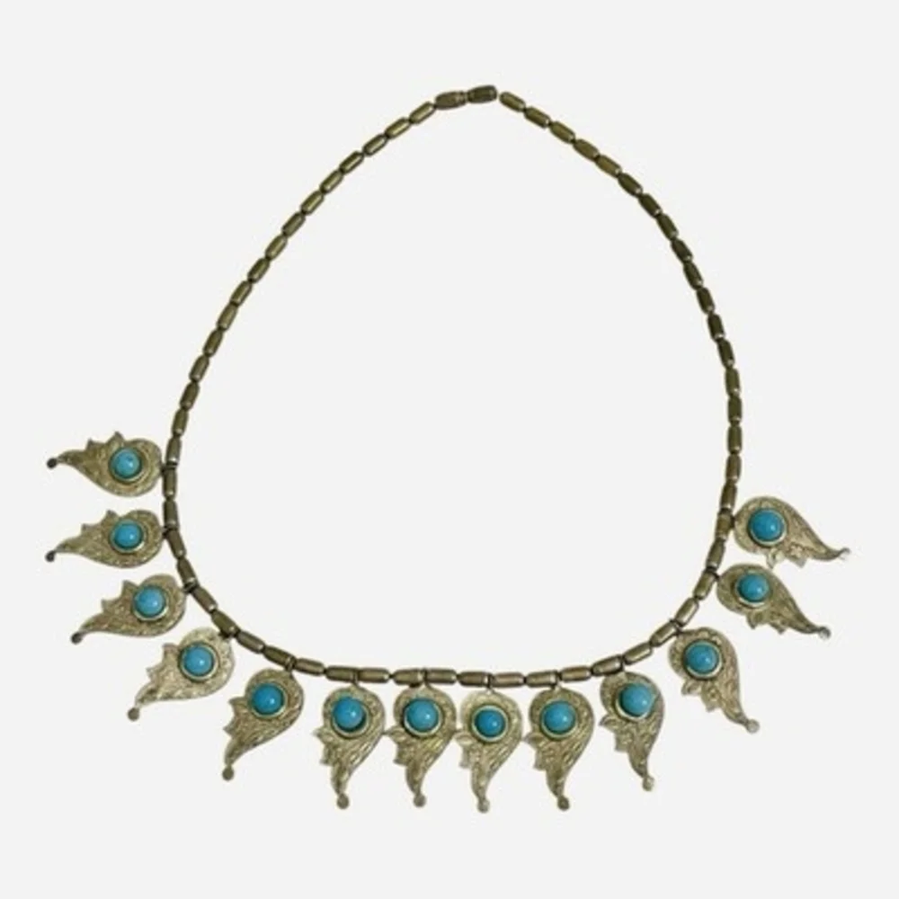 Southwestern Middle Eastern Turquoise Cabochon Dangle Necklace 15.5