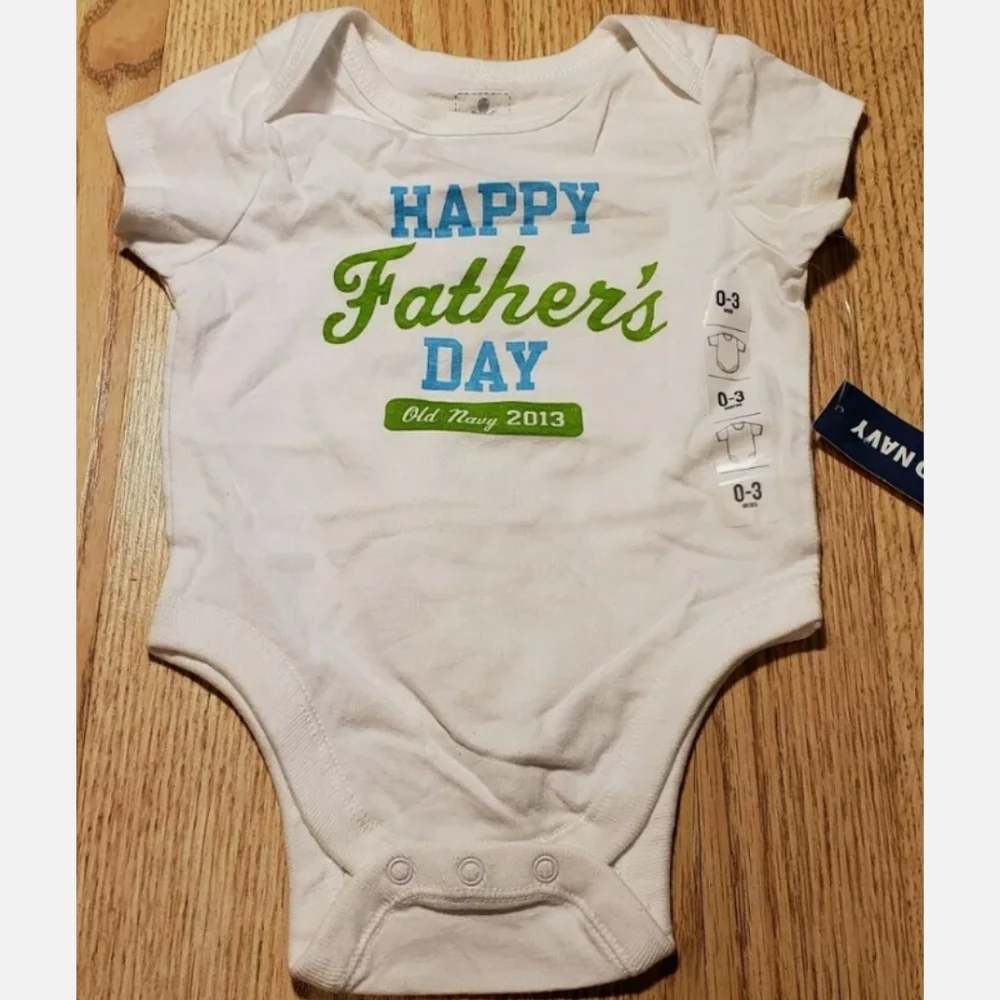 Old Navy Boys Bodysuit Size: 0-3 Months Happy Fathers Day