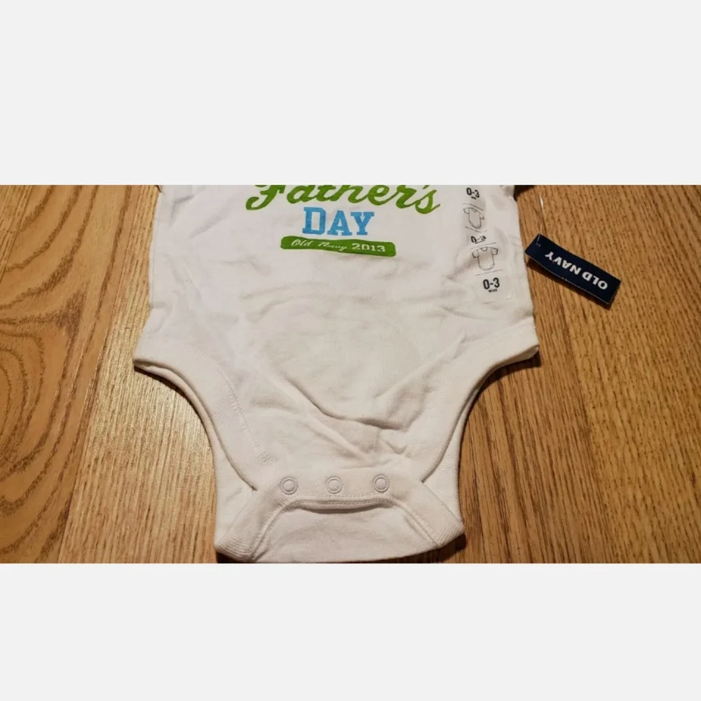 Old Navy happy day