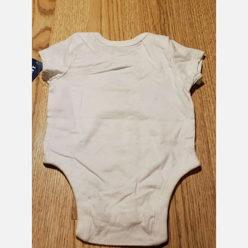 Old Navy sleeve bodysuit