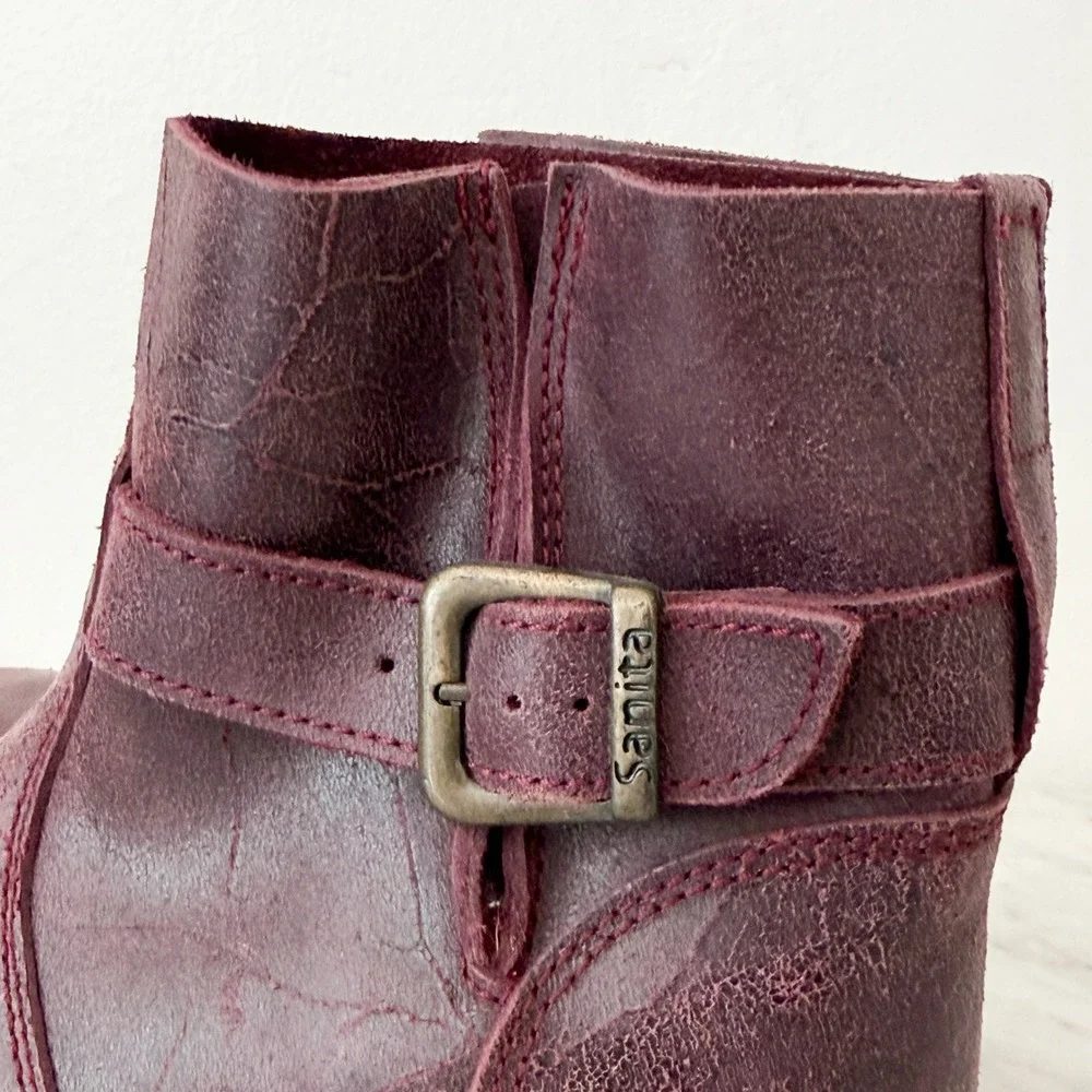 Sanita distressed leather