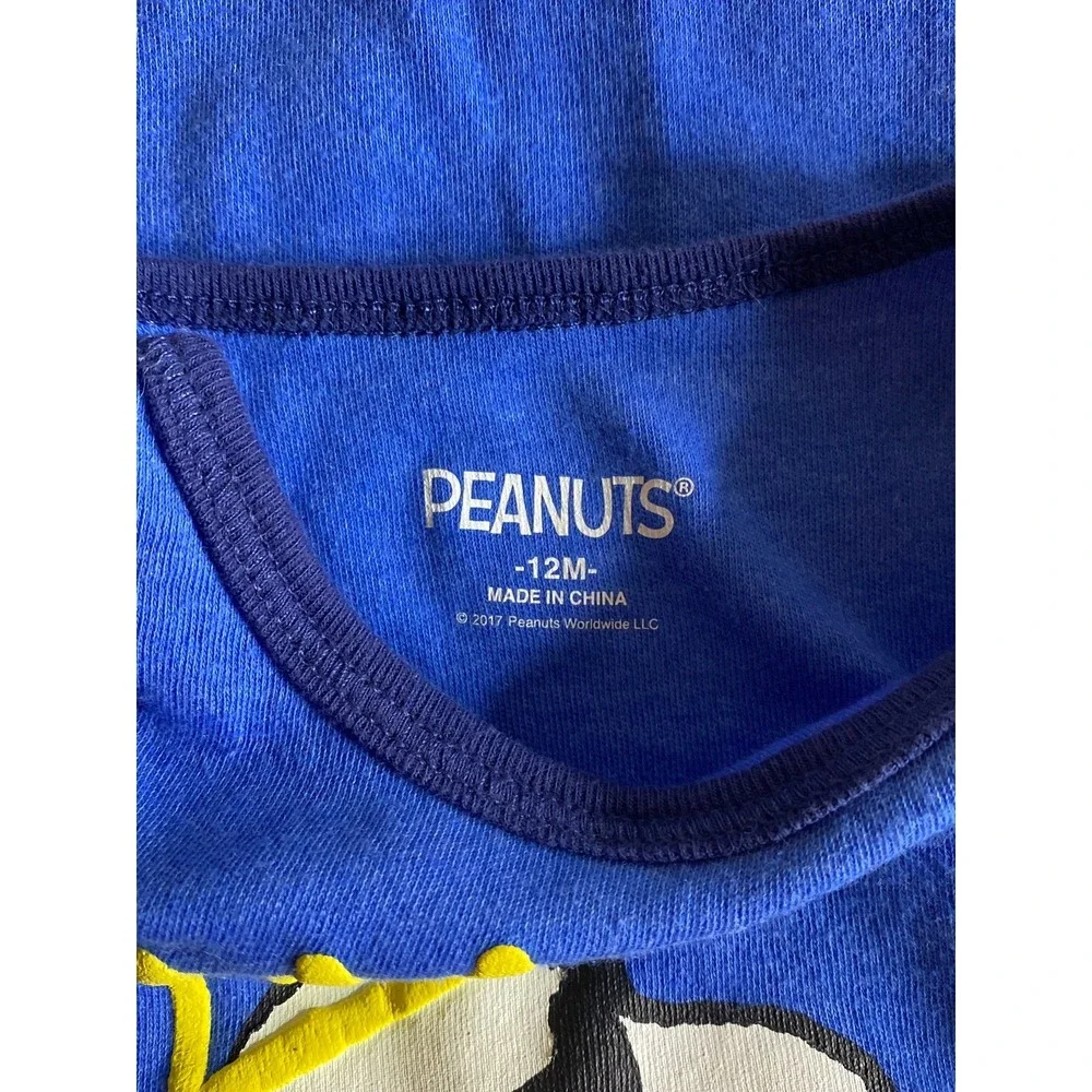 Peanuts snoopy king