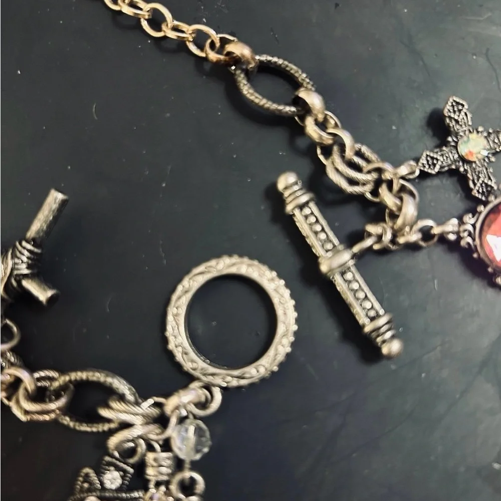unbranded vintage gothic