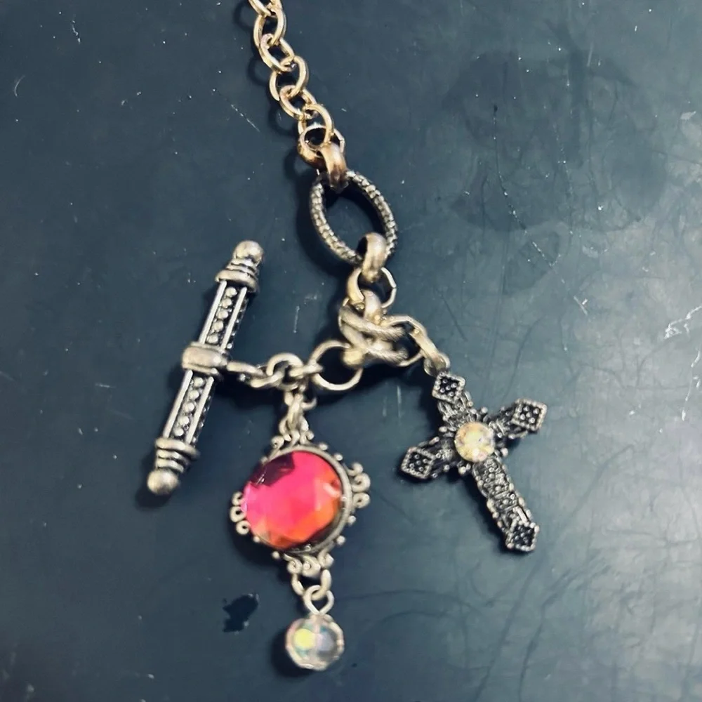 unbranded vintage gothic