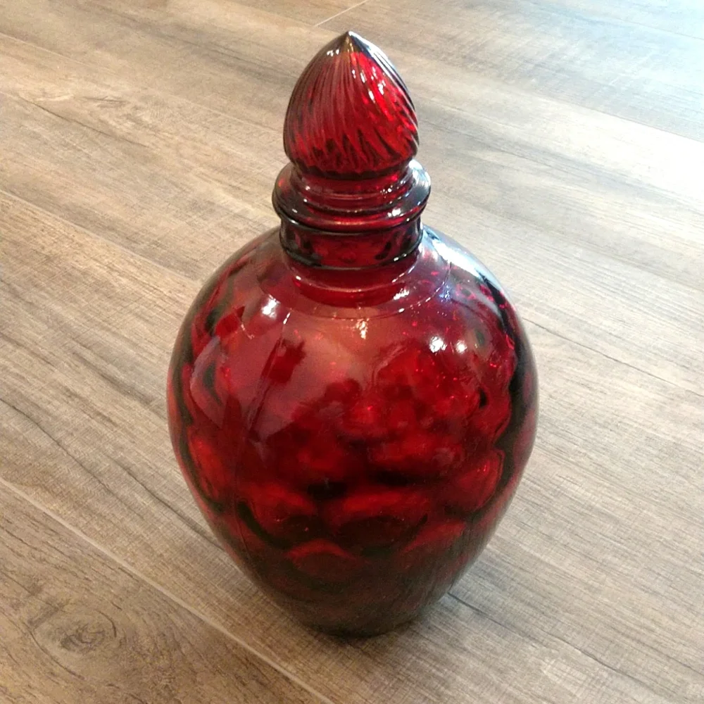 Vintage‎ Red Glass Decanter