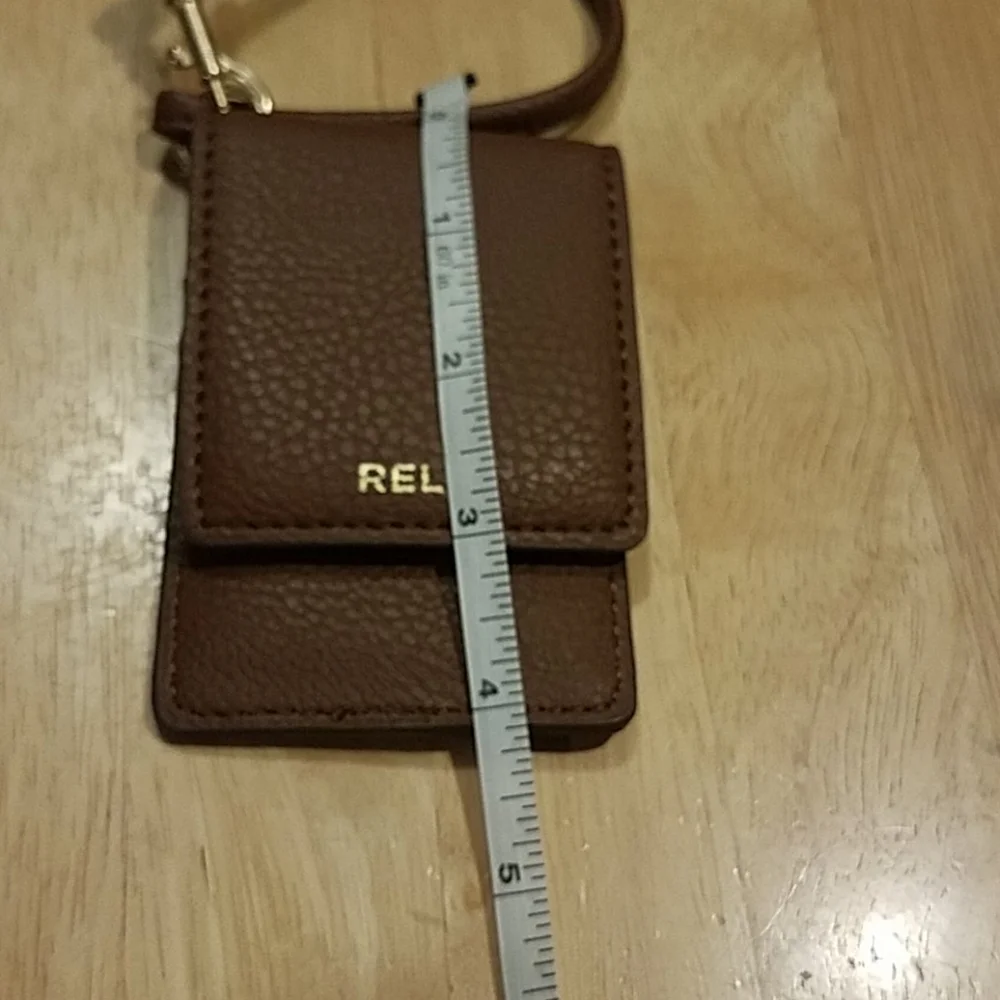 Relic brown wristlet