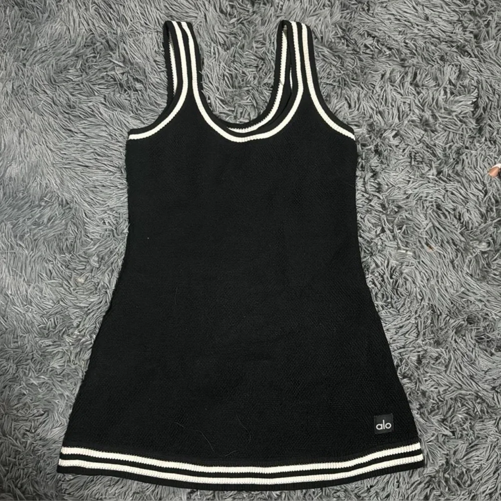 ALO Yoga super cute