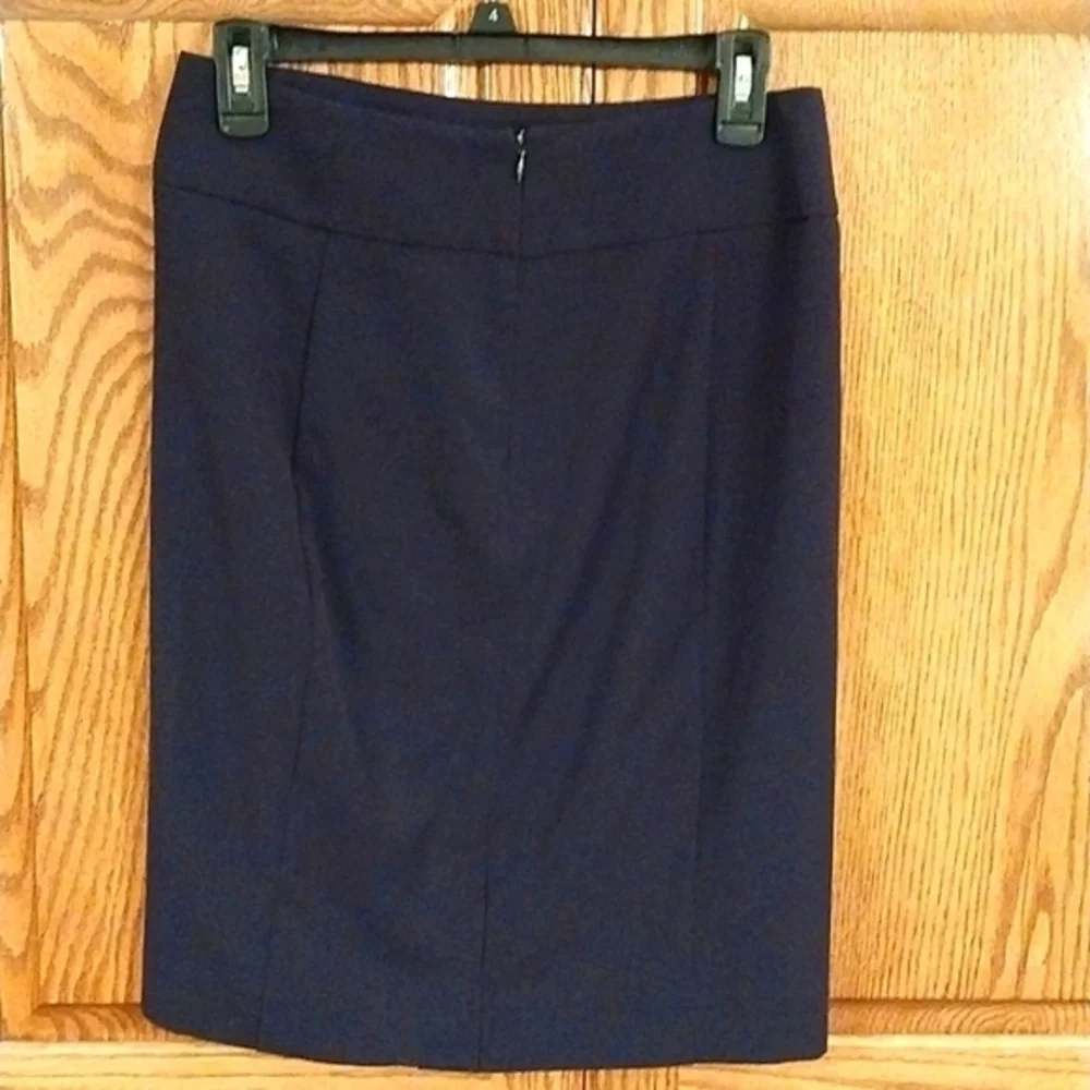 APT 9 Women's Black Pencil Skirt‎ Size 4 Knee Length Back Zip Poly Rayon Spandex