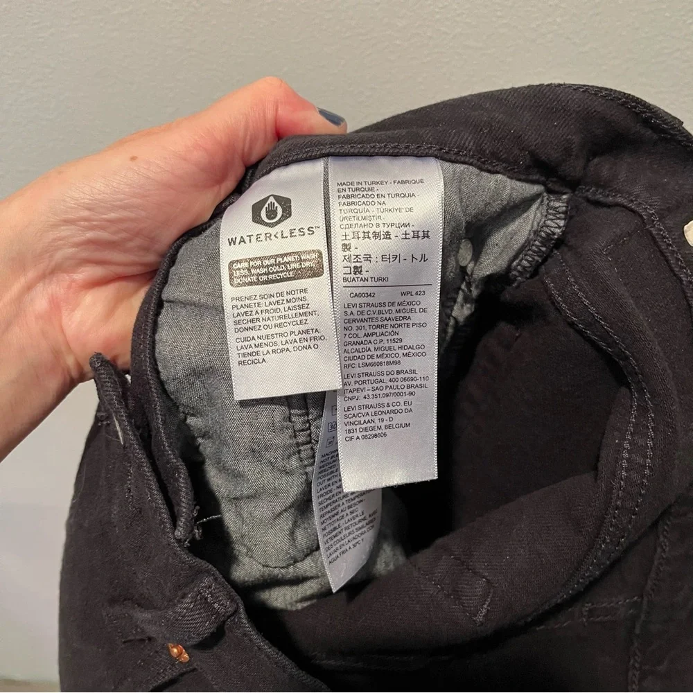 Levis button fly