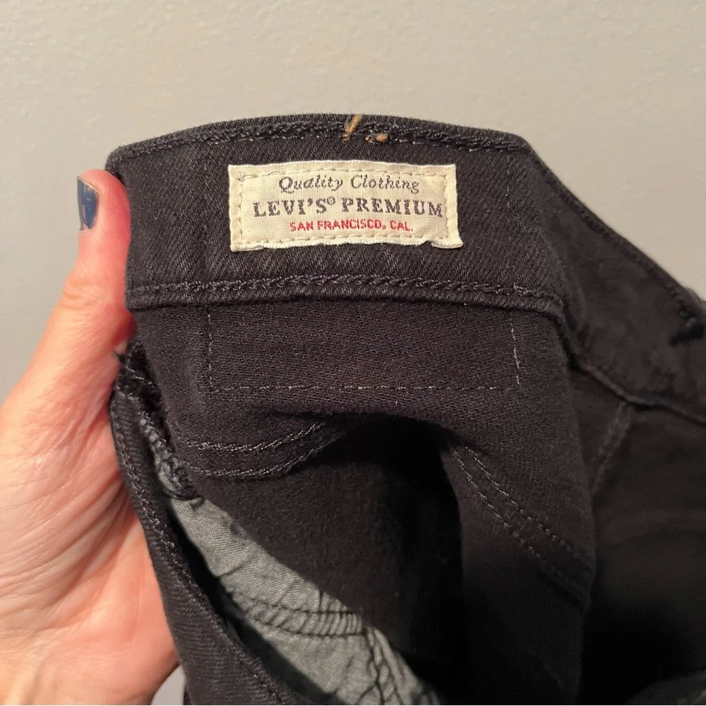 Levis button fly