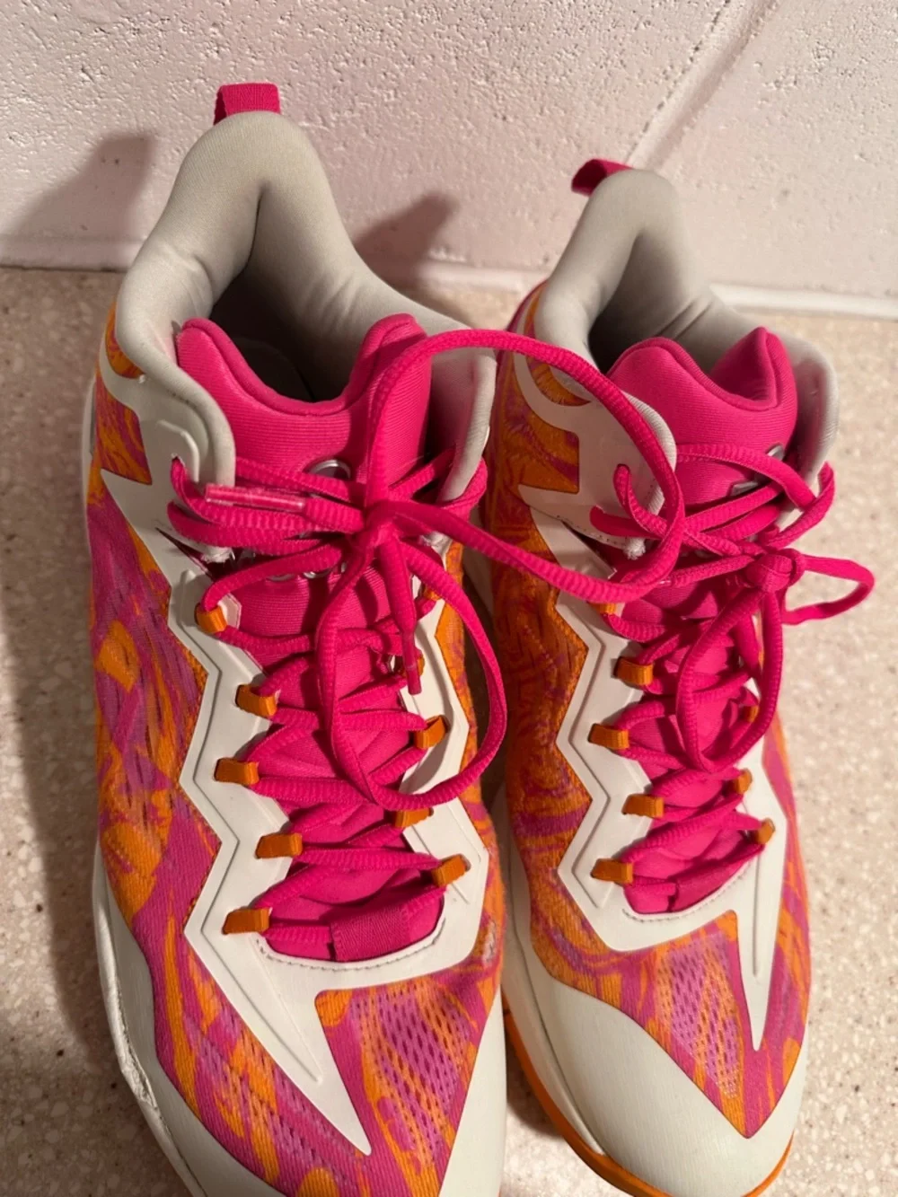 Moolah bright pink