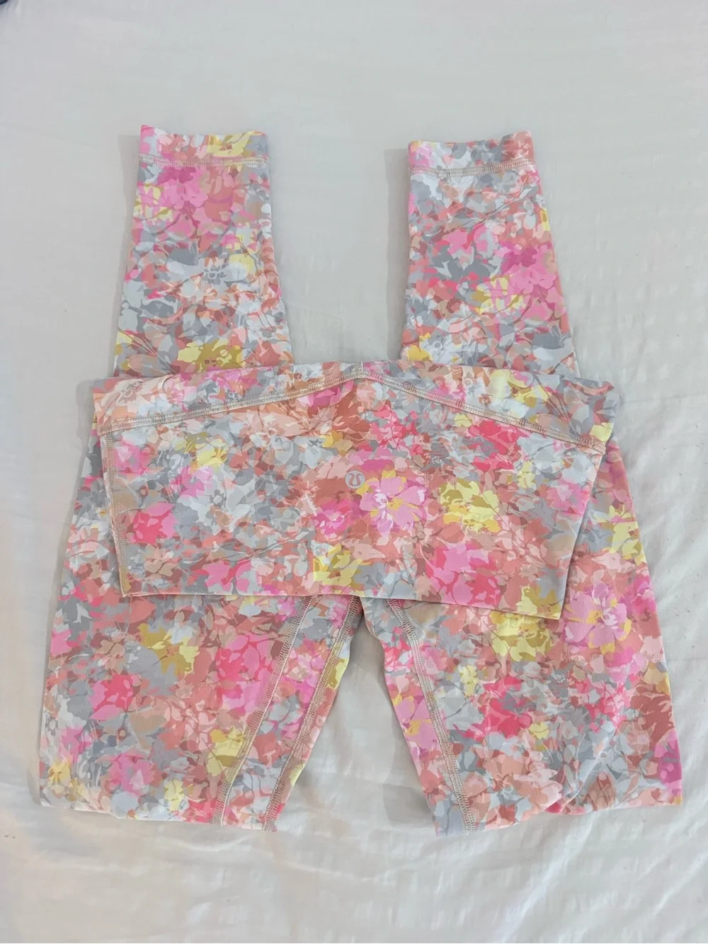 Lululemon Pull-On Leggings Multicolor Floral Knit Skinny Leg Activewear Sz Small