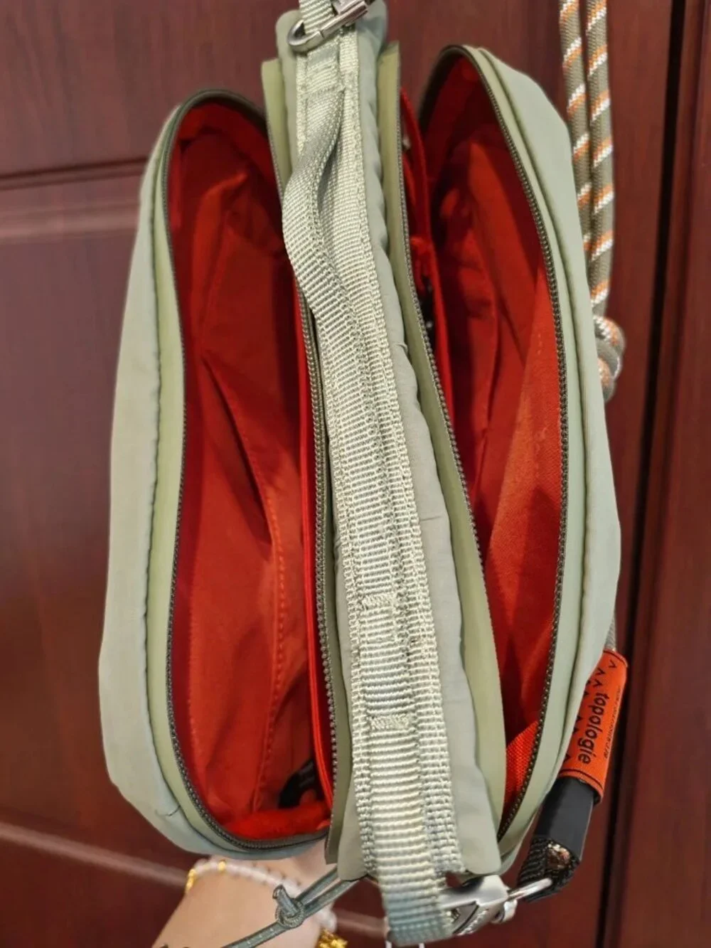 Topologie shoulder pre crossbody