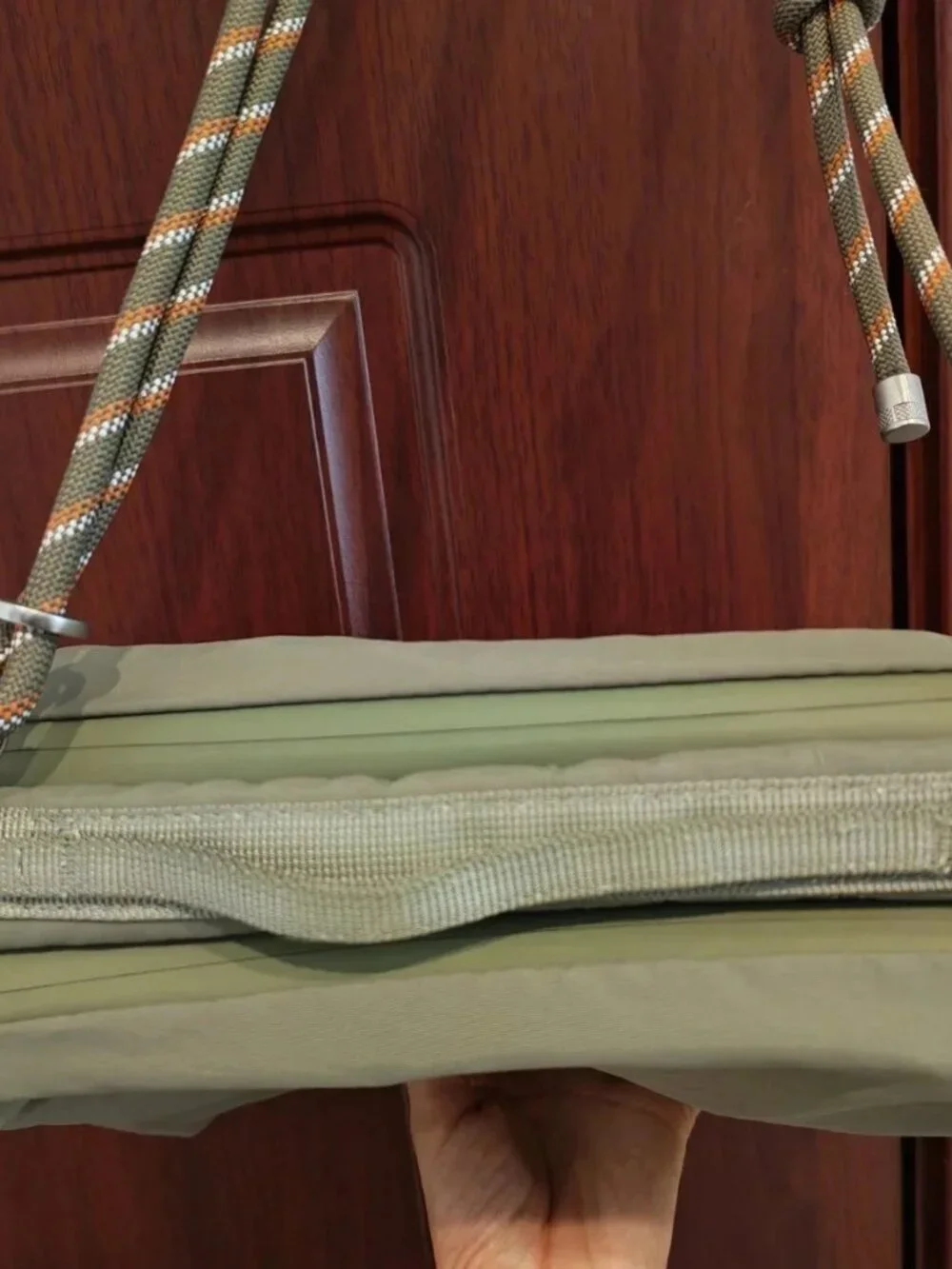 Topologie owned crossbody
