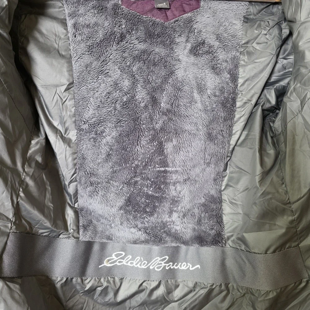Eddie Bauer ***the hood