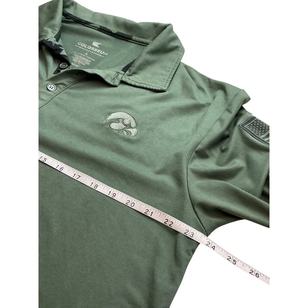 Colosseum activewear neckline