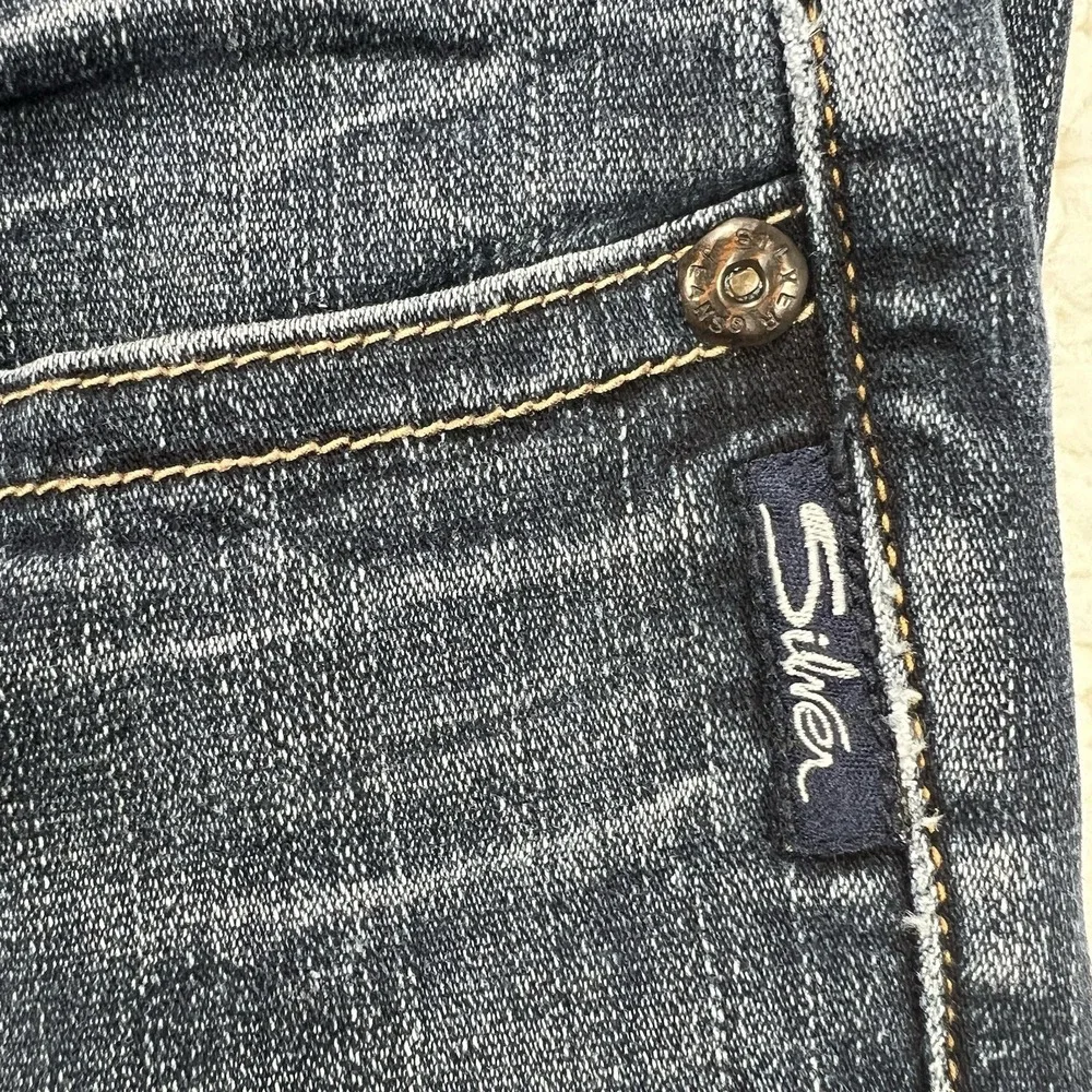 Silver Jeans these jeans