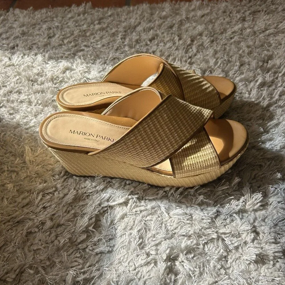 Marion Parke stylish yellow