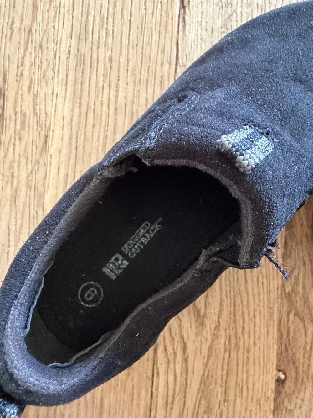 Rugged Outback comfortable black