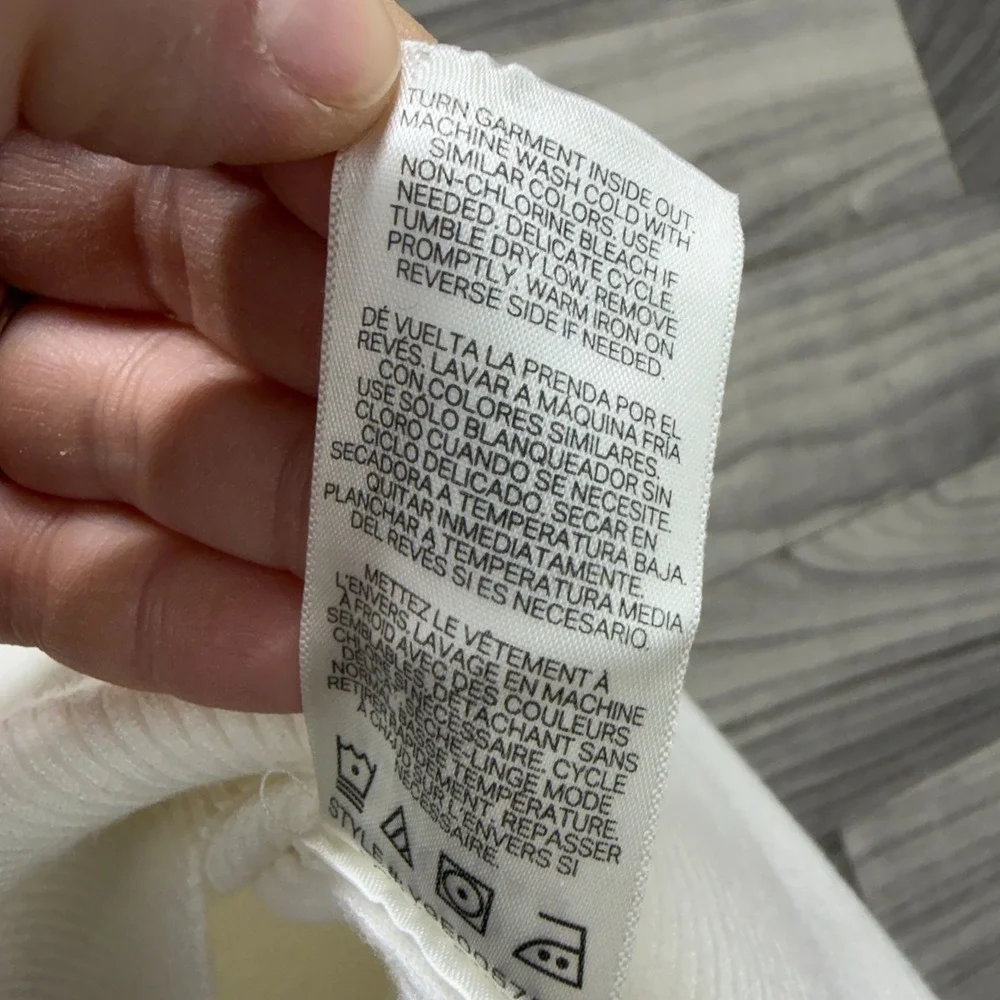Scotch & Soda needs lint