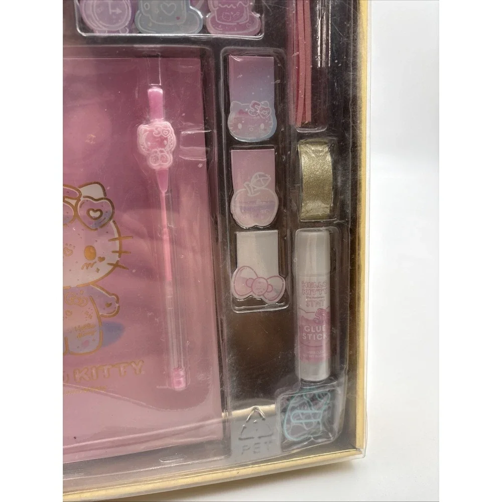 Hello Kitty celebrate 50th