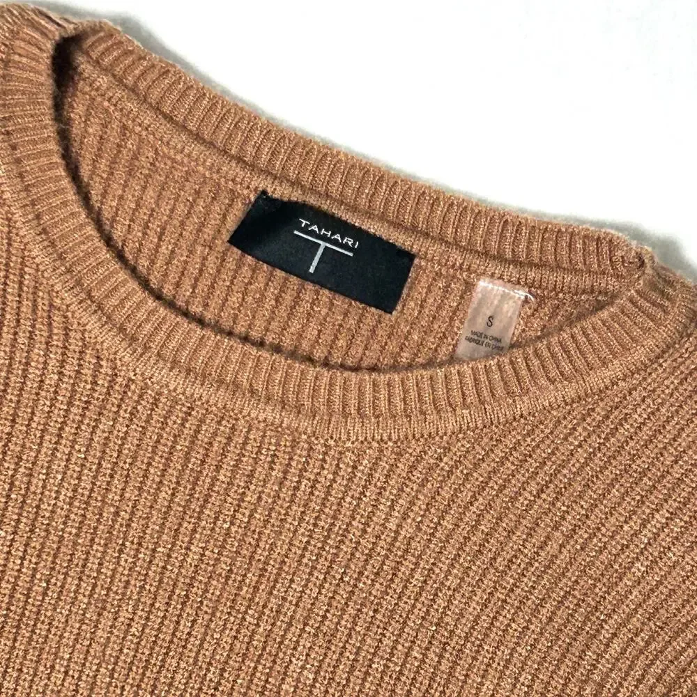 Tahari brand style