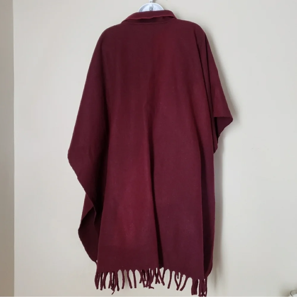 N/A burgundy cape