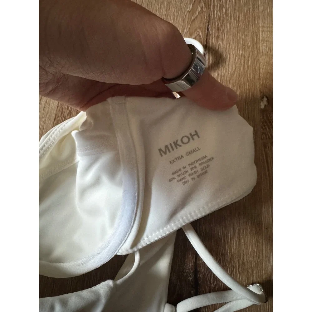 Mikoh bikini top