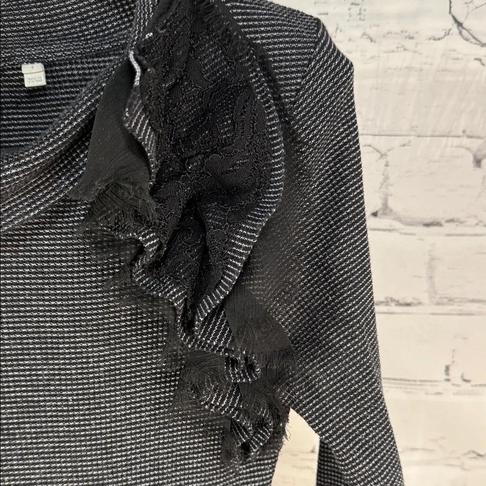 Deletta ruffle lace