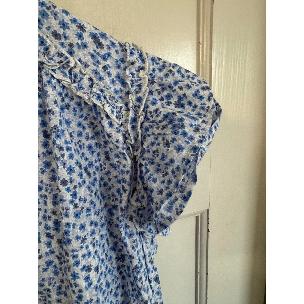GAP nwt top