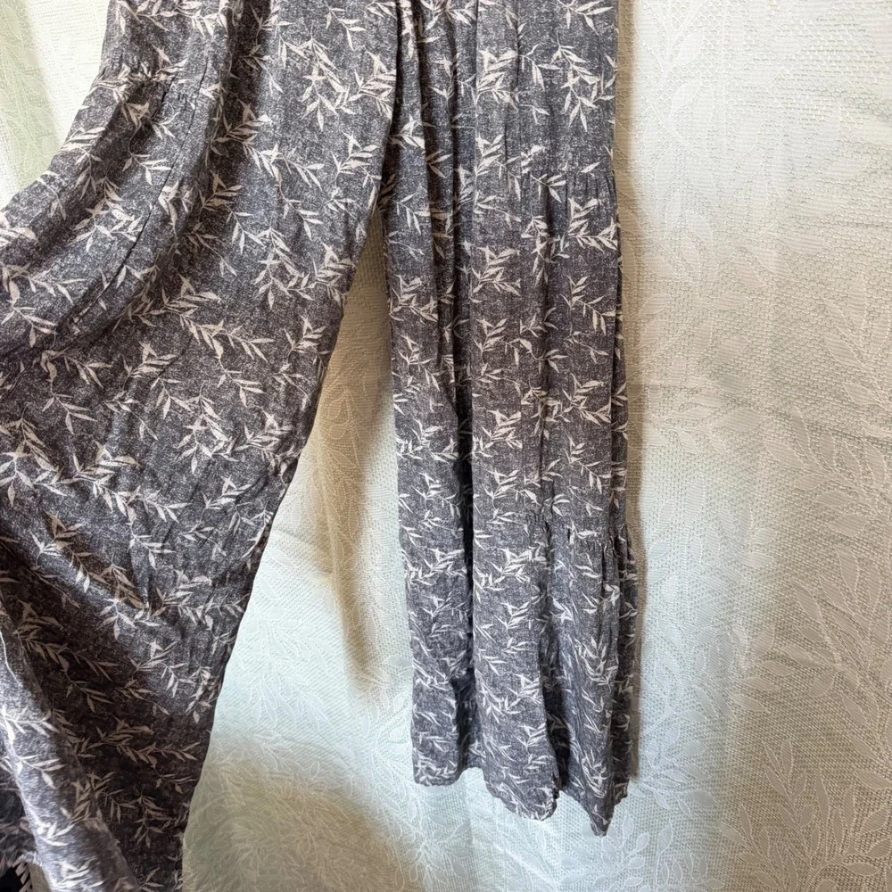 NEW $64 Bohme Womens L Smocked Tiered Wide Leg Pant Black Leaf Print Boho Resort