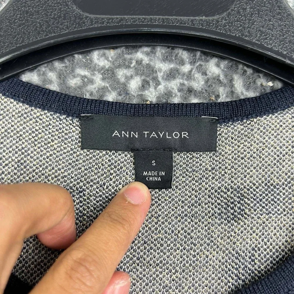Ann Taylor sku a23551