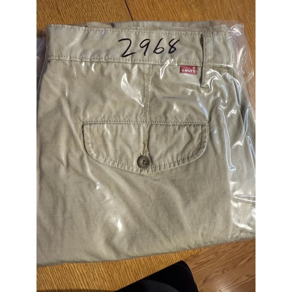 Levis levi cargo