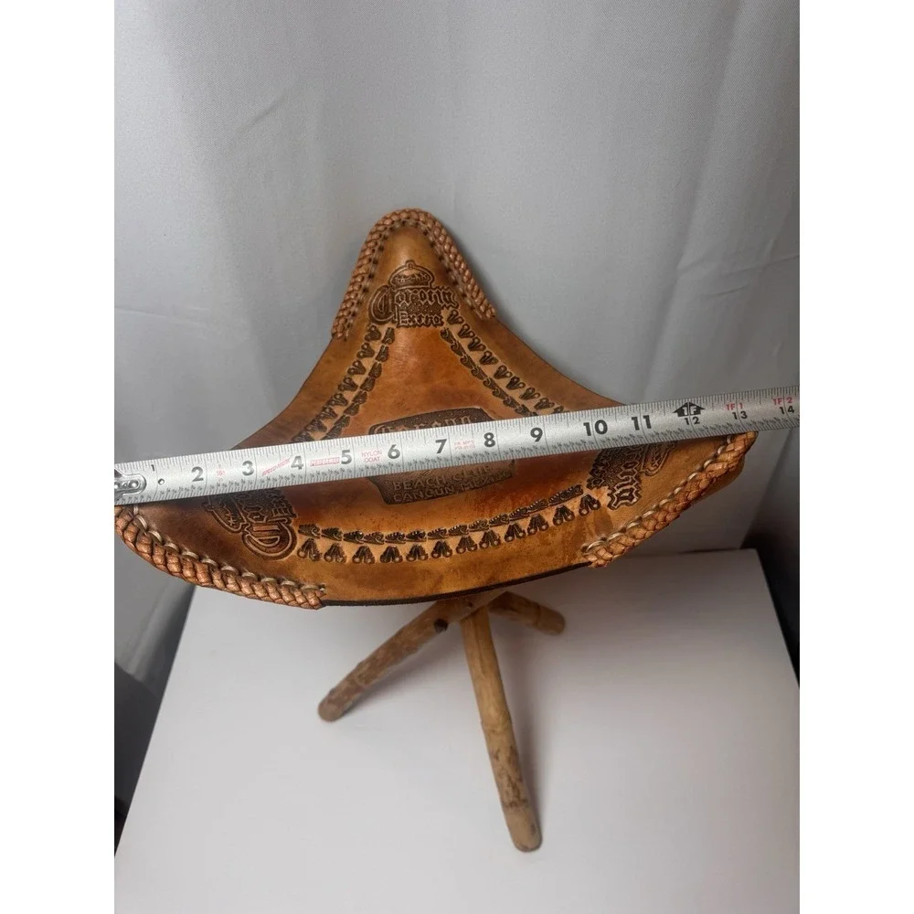 Handmade leather corona