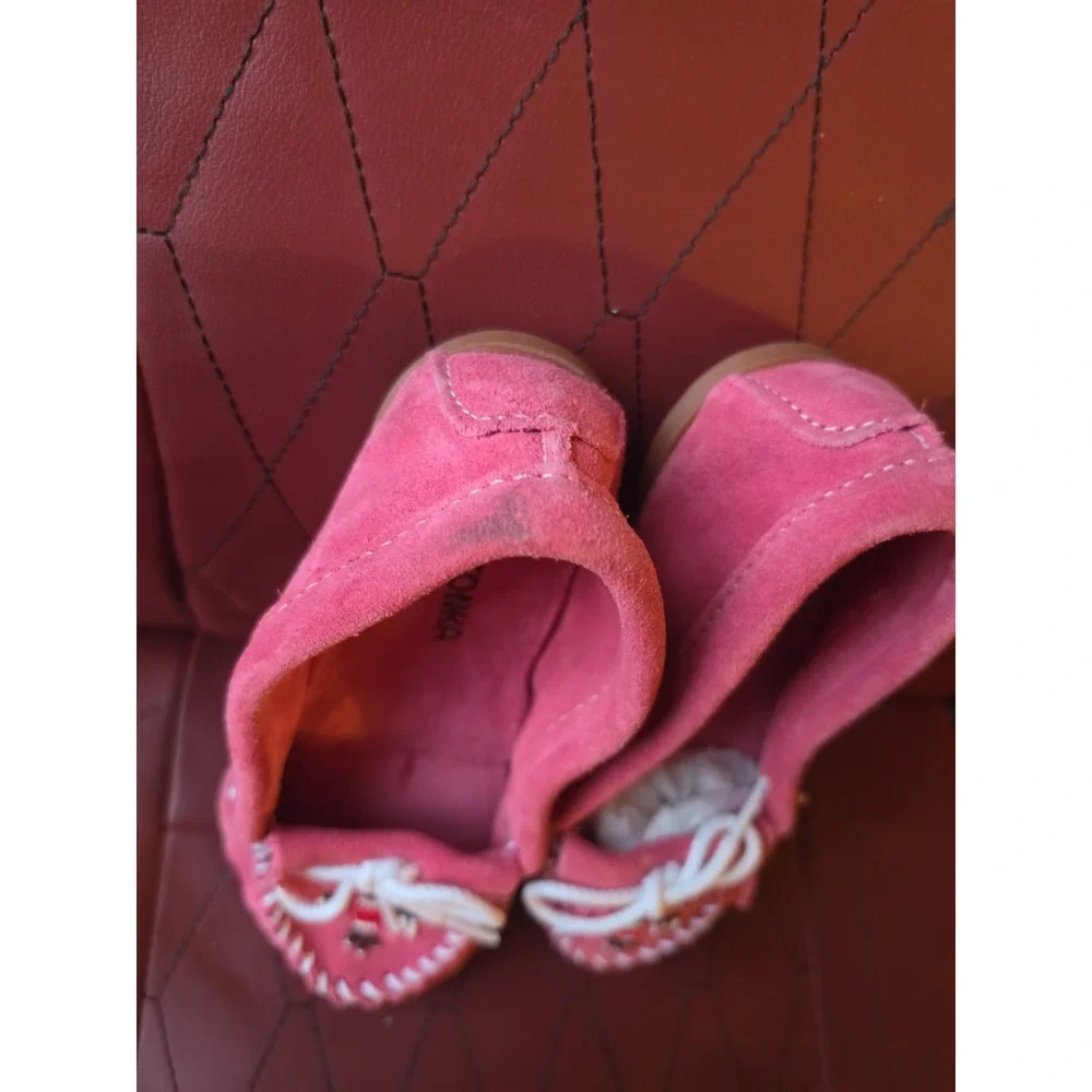 Minnetonka thunderbird moccasins