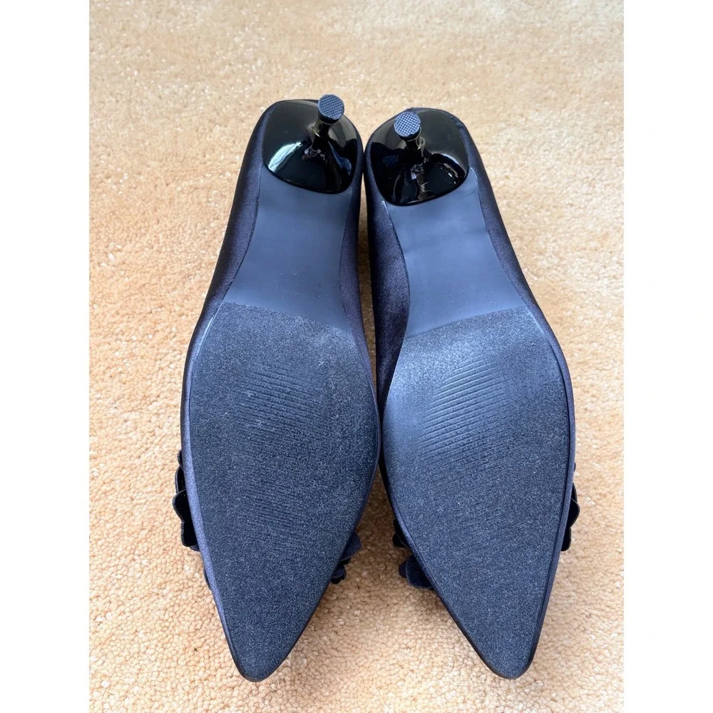 Amanda DiLaurie Co style pump