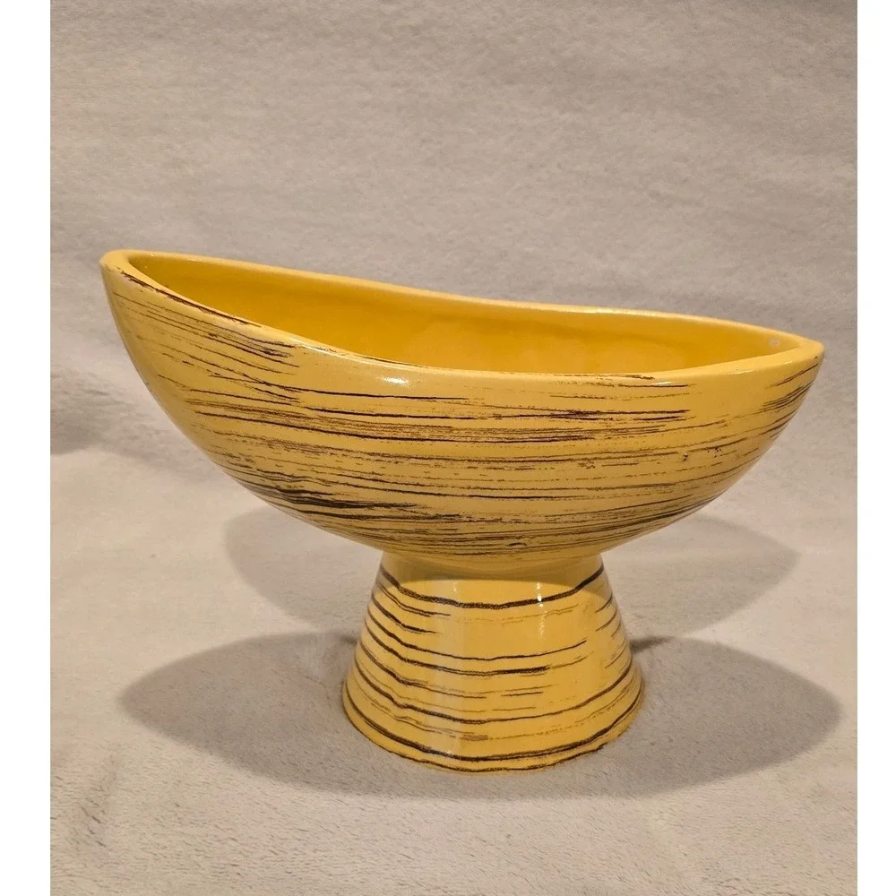Mccoy lovely vintage