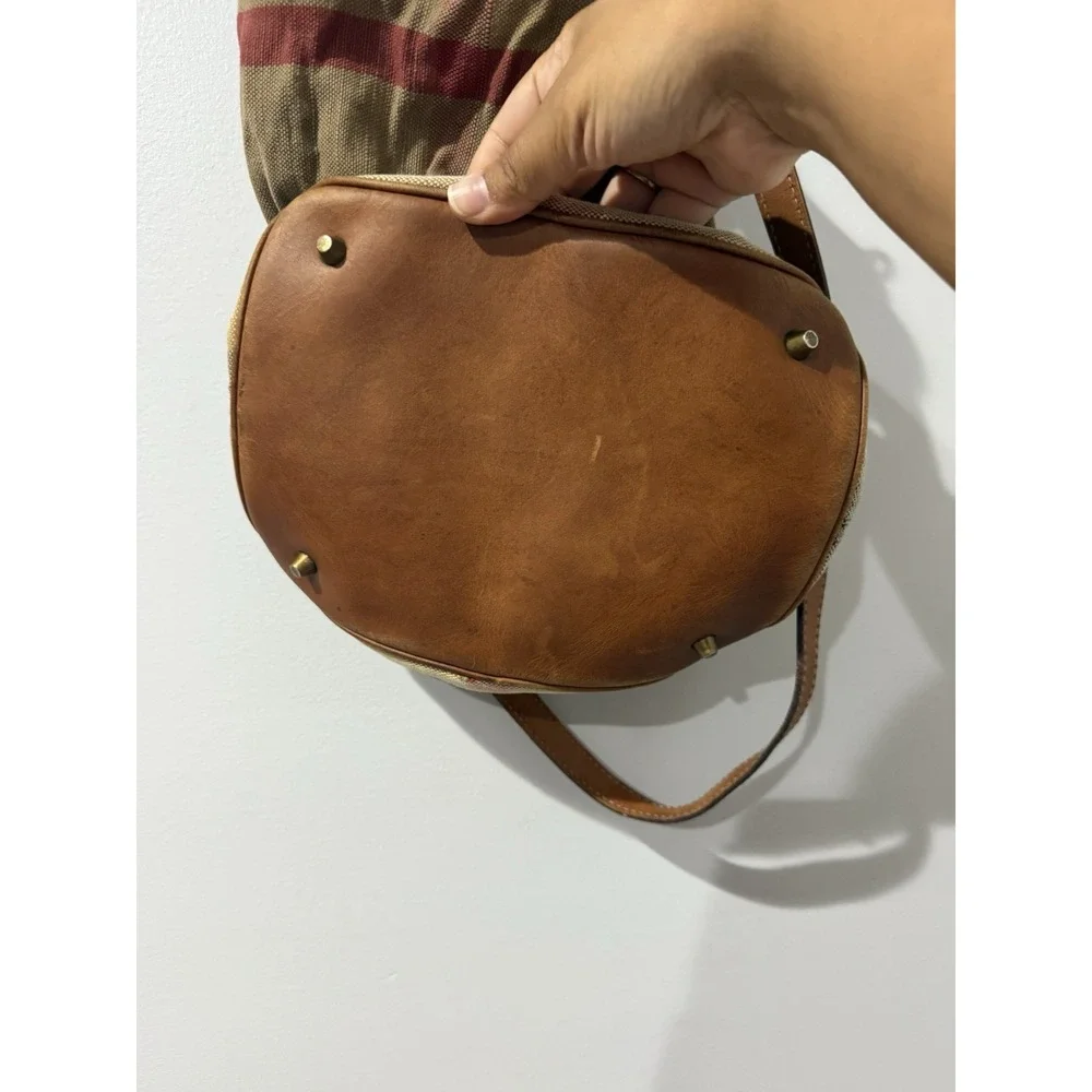 Burberry pre owned