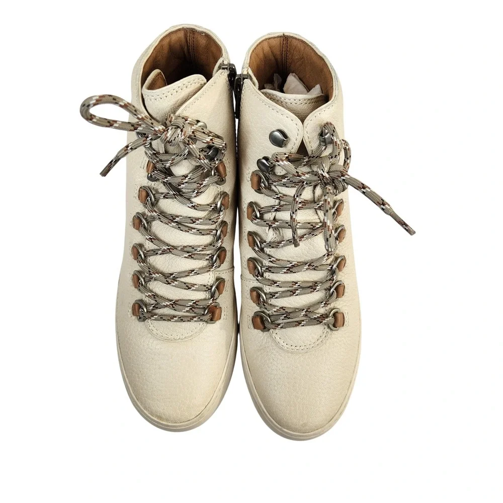 Frye preowned look