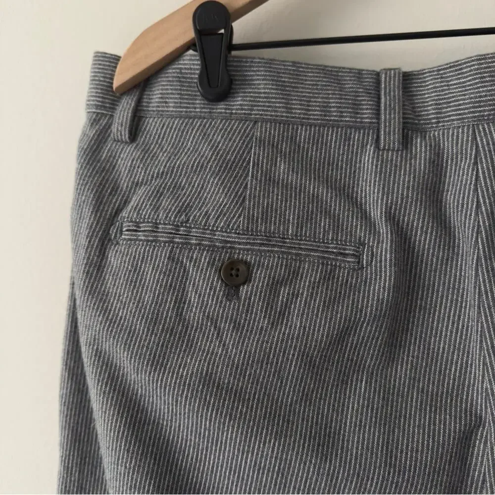 Banana Republic stylish versatile