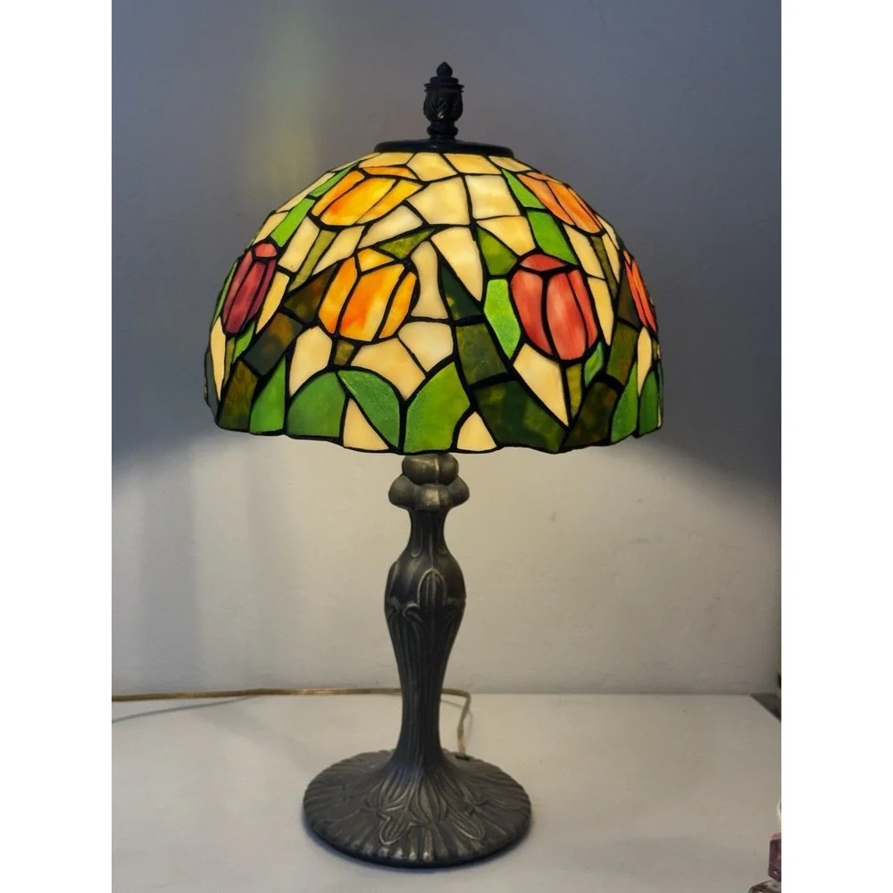 Vintage Tiffany Style Stained Glass Tulip Table Lamp Antique Bronze Base‎ 22
