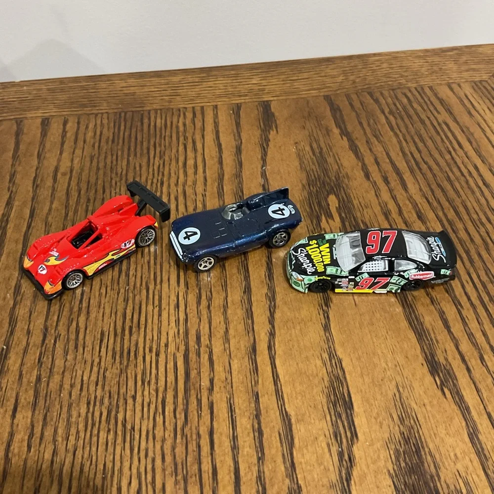 hot wheels & racing champions collection six