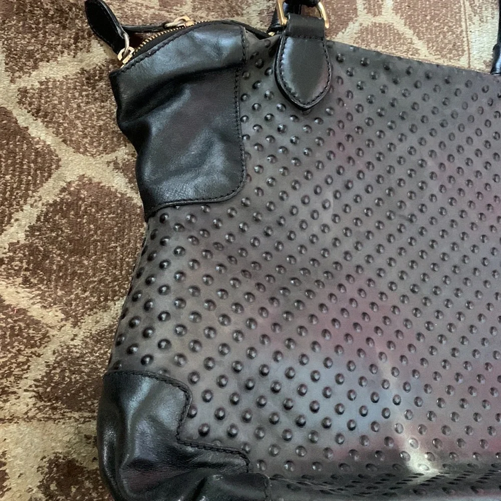 Escada pics marks hardware